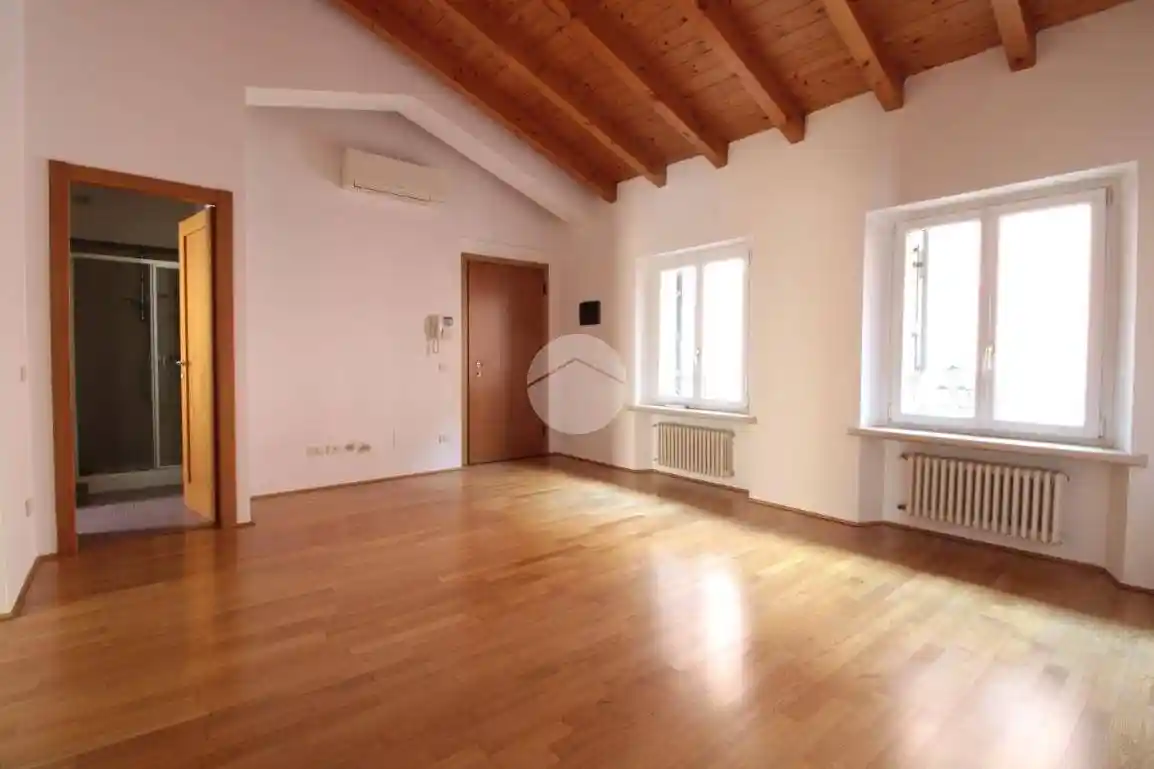 Appartamento in affitto a Verona