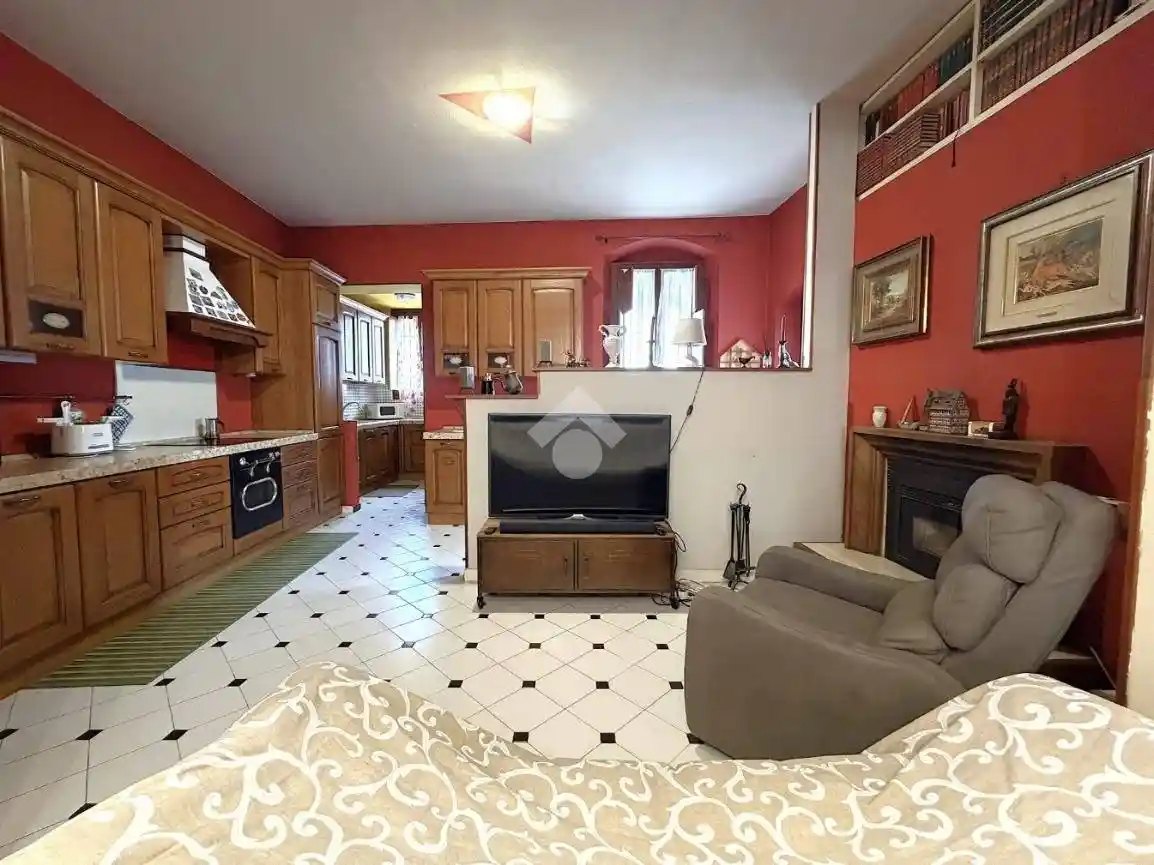 Rustico - Casale in vendita a Sesto ed Uniti