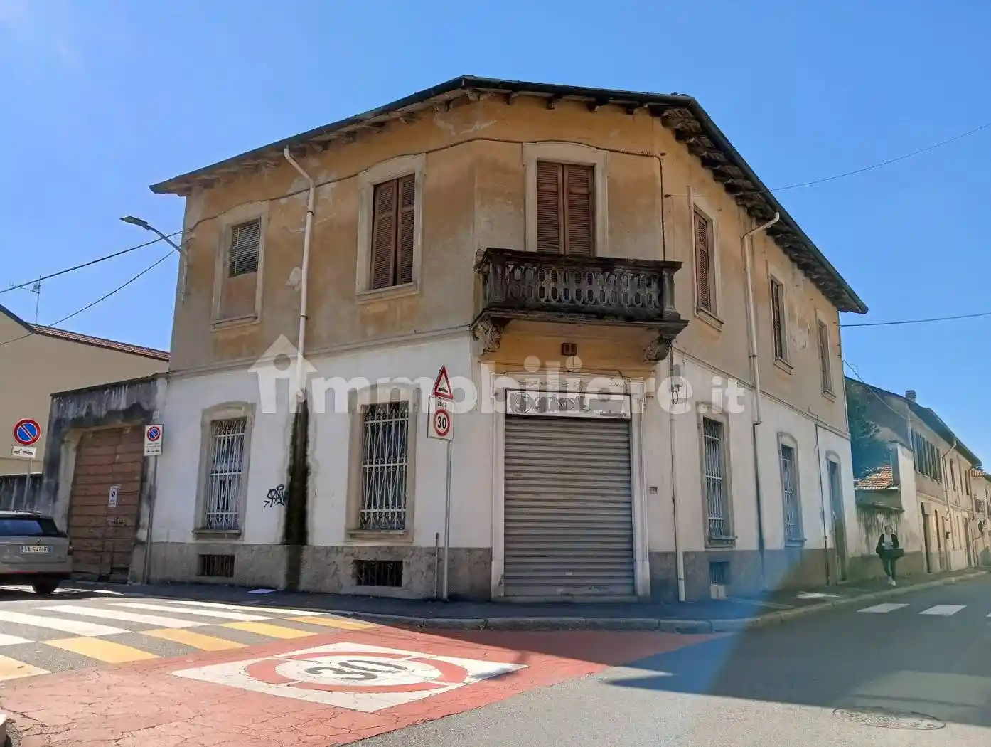 Villa in vendita a Legnano