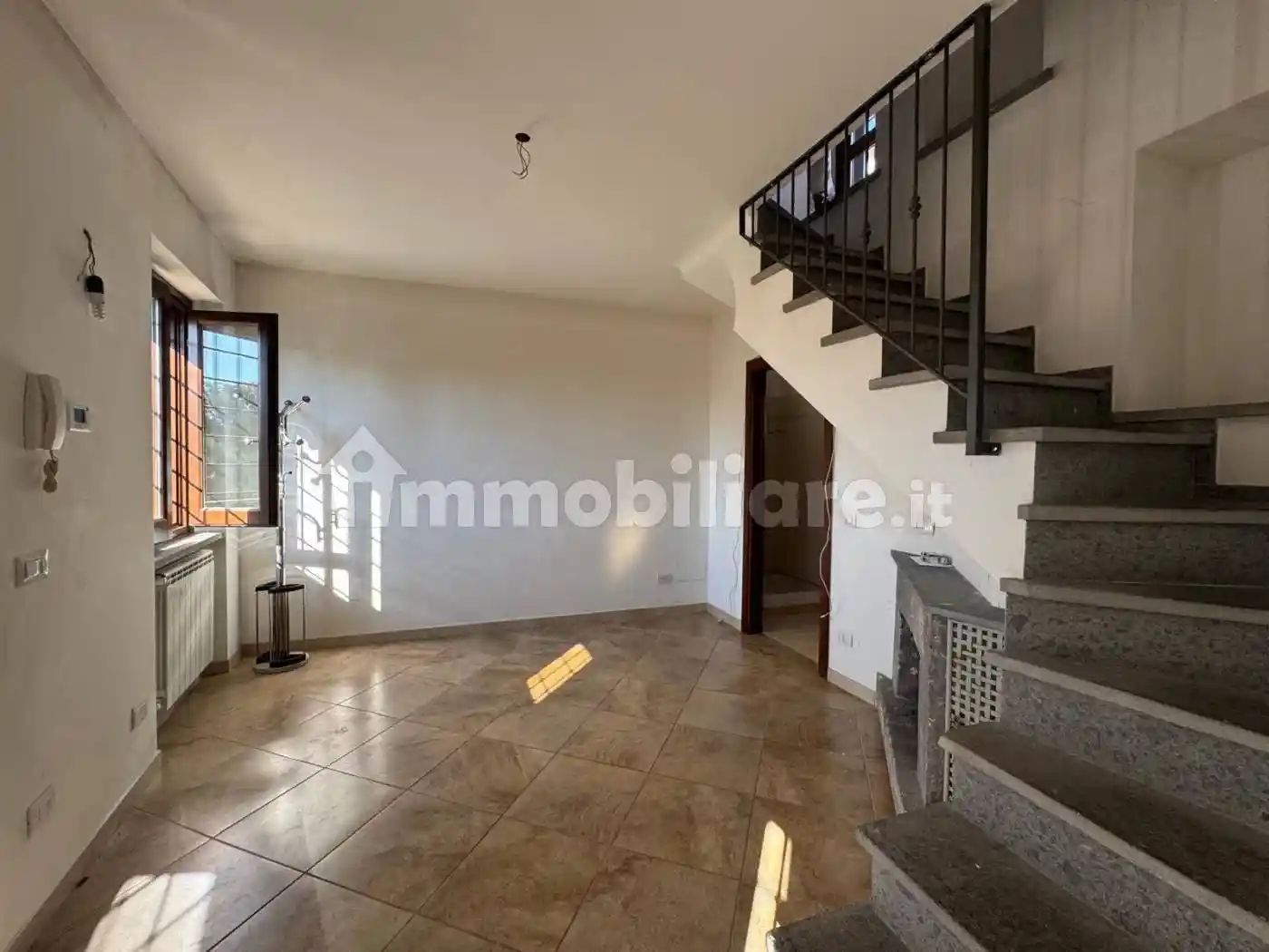 Appartamento in vendita a Anguillara Sabazia