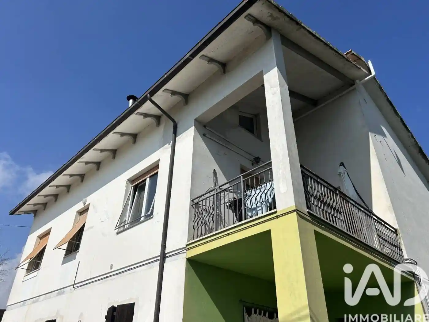 Appartamento in vendita a Montecosaro