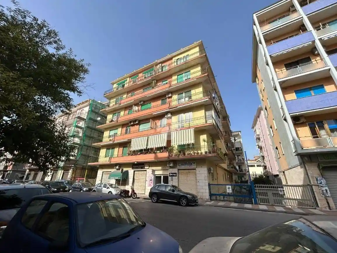 Appartamento in affitto a Salerno