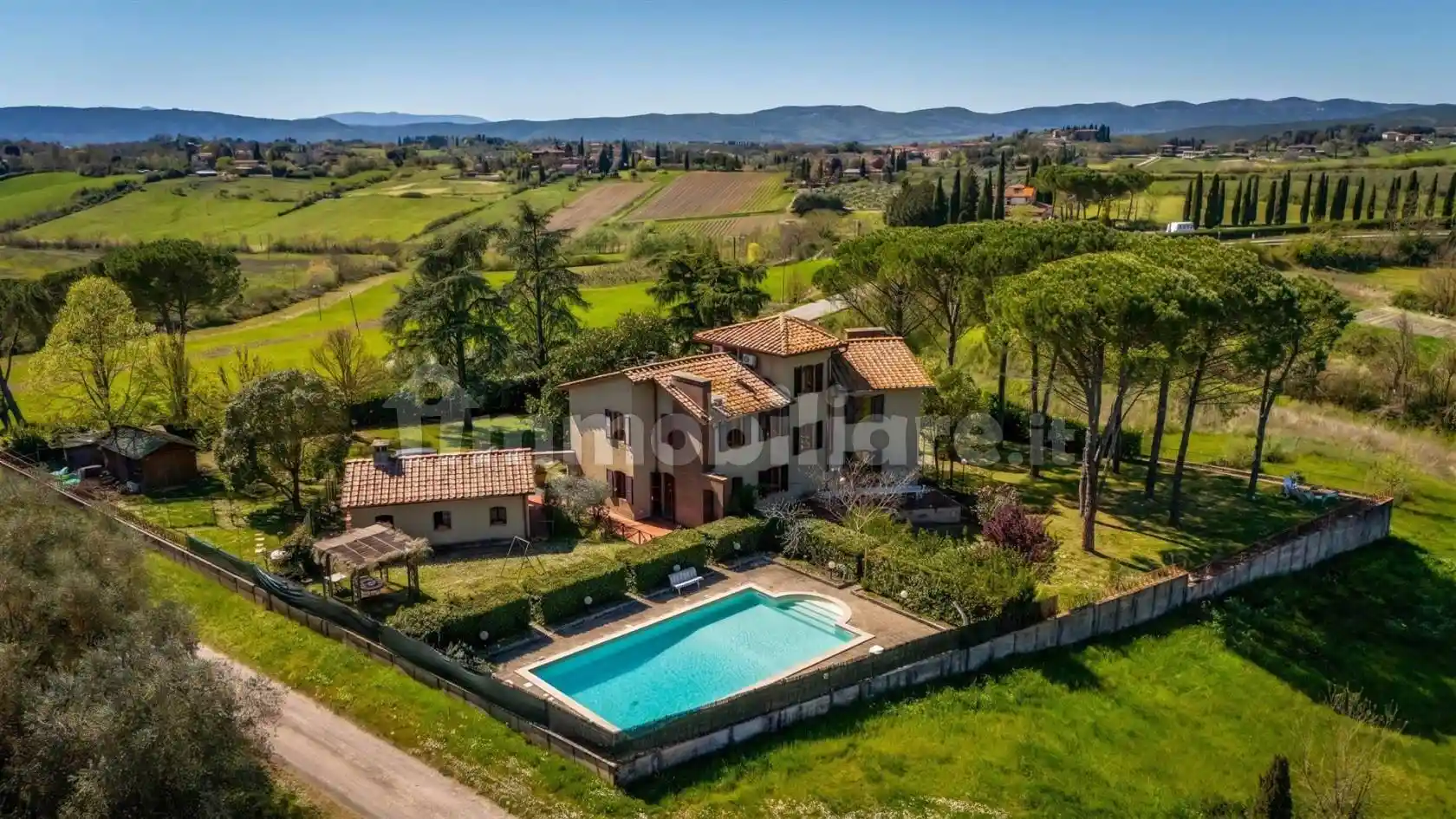 Villa in vendita a Siena