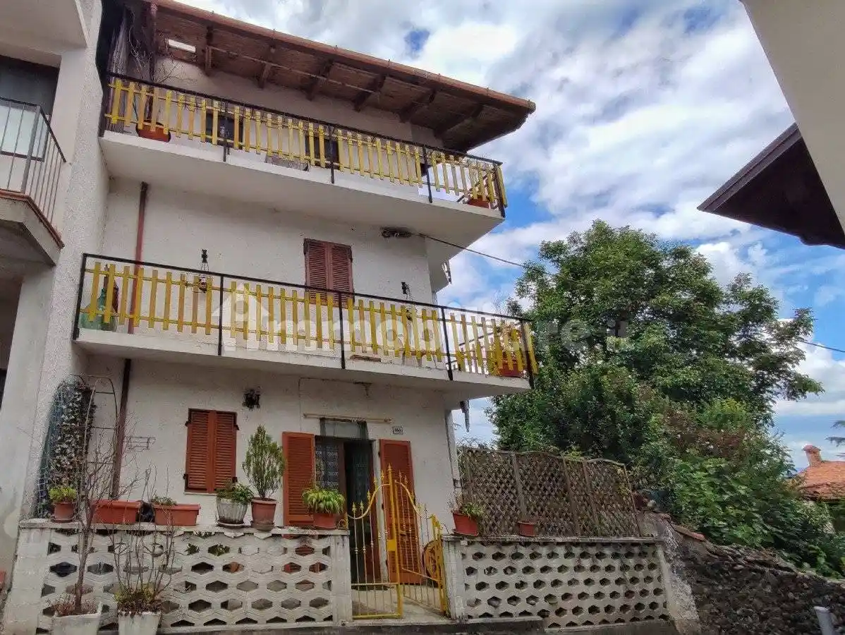 Casa indipendente in vendita a Perosa Canavese