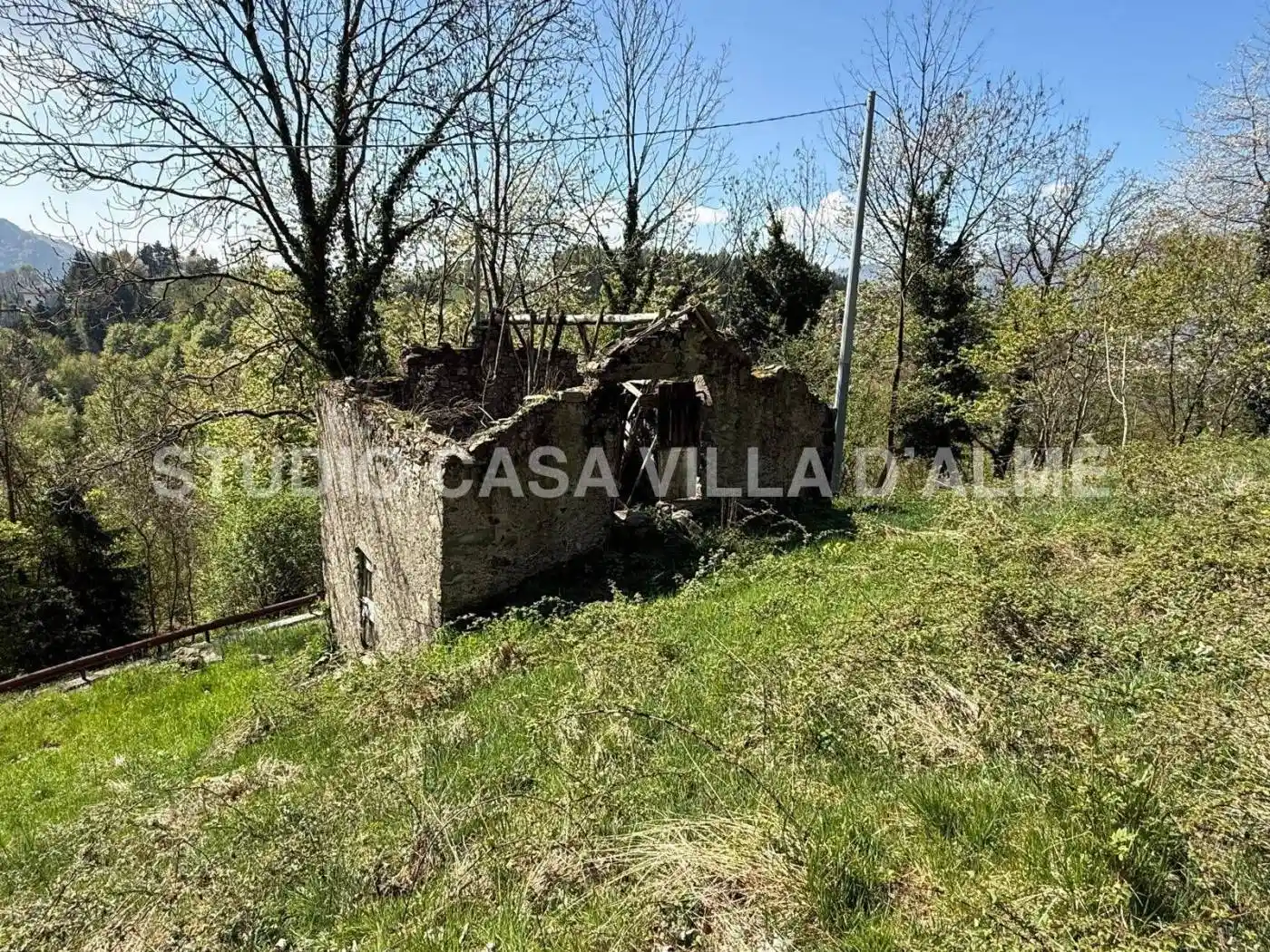 Rustico - Casale in vendita a Dossena