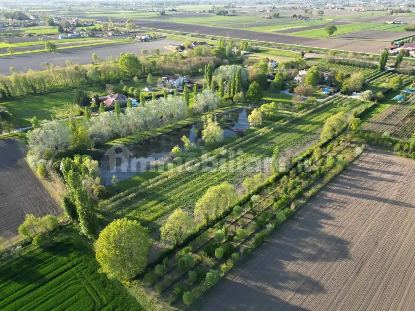 Palazzo - Edificio in vendita a Bovolenta