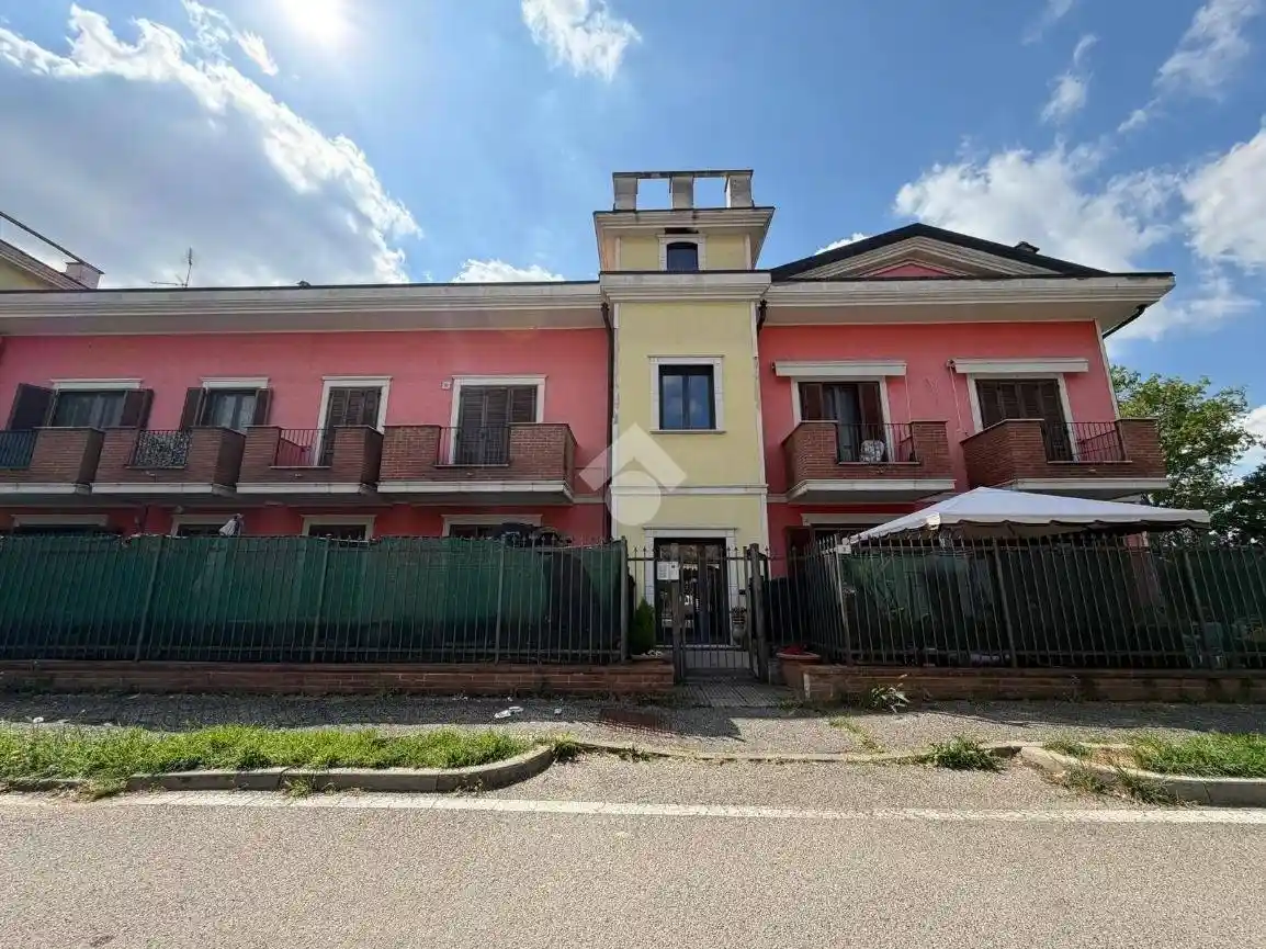 Appartamento in vendita a Besate