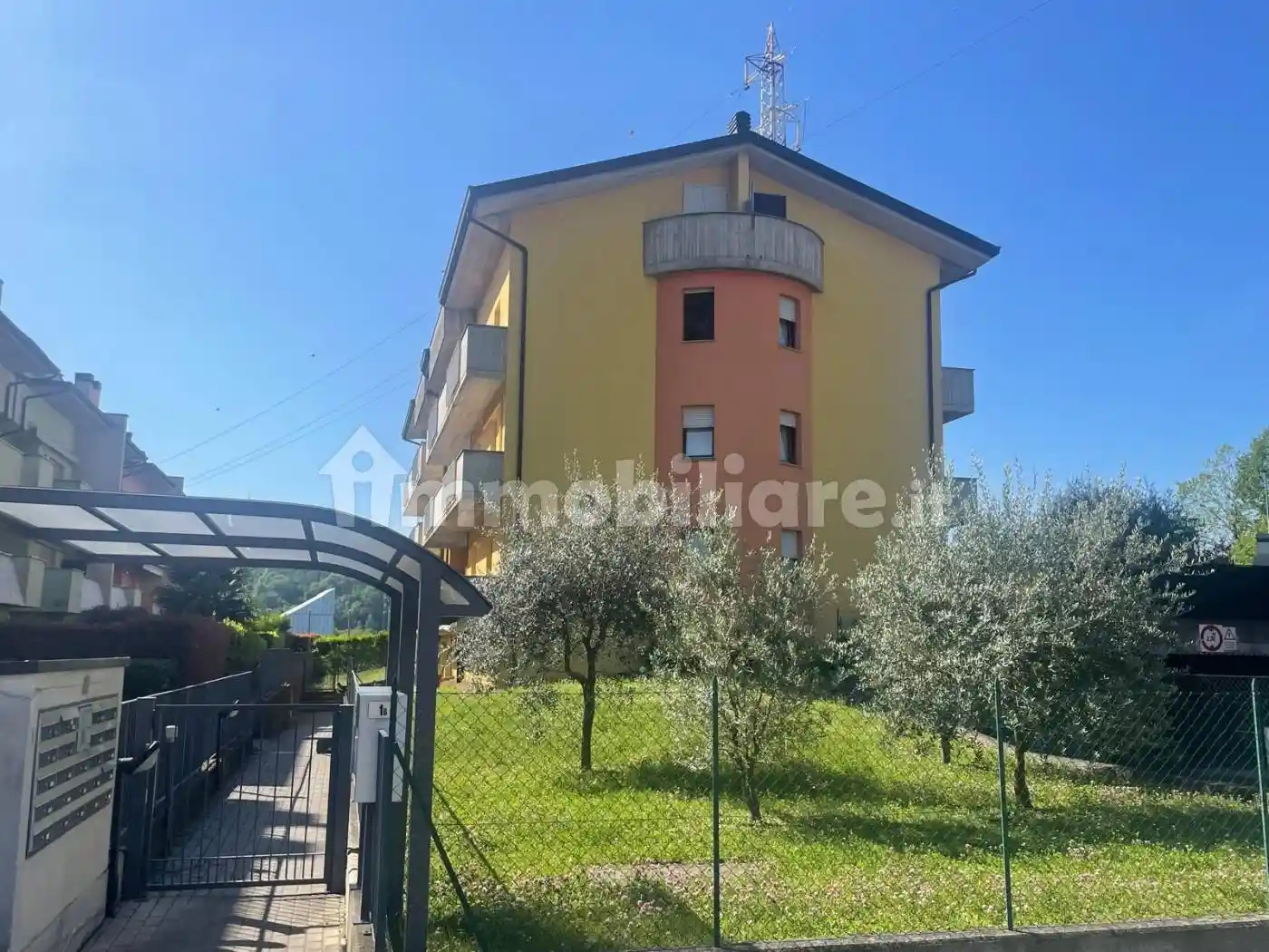 Appartamento in vendita a Alzano Lombardo