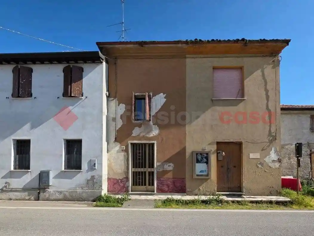 Villetta a schiera in vendita a Villimpenta