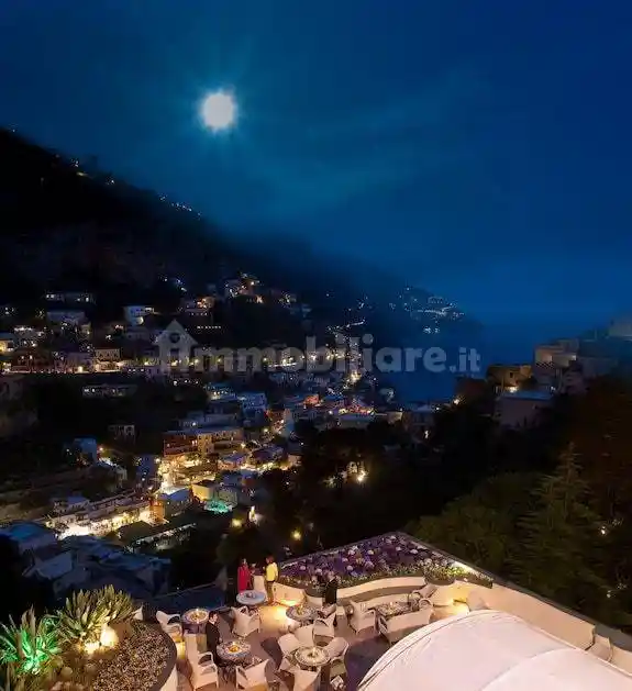 Palazzo - Edificio in vendita a Positano