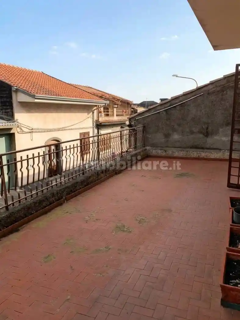 Appartamento in vendita a Zafferana Etnea