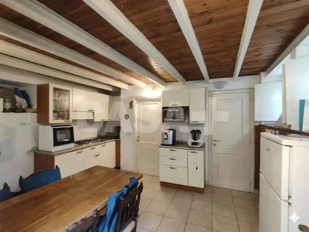 Casa indipendente in vendita a Valganna