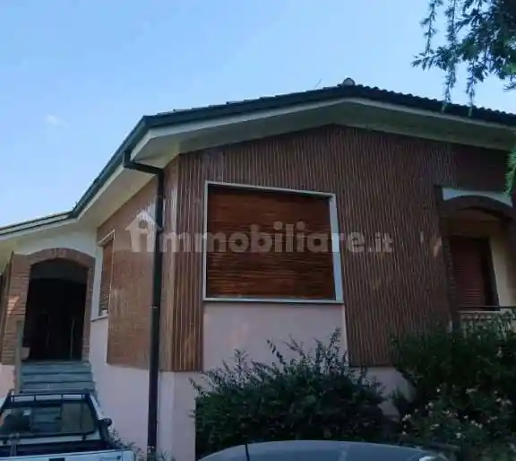 Villa in vendita a Fara Gera d'Adda