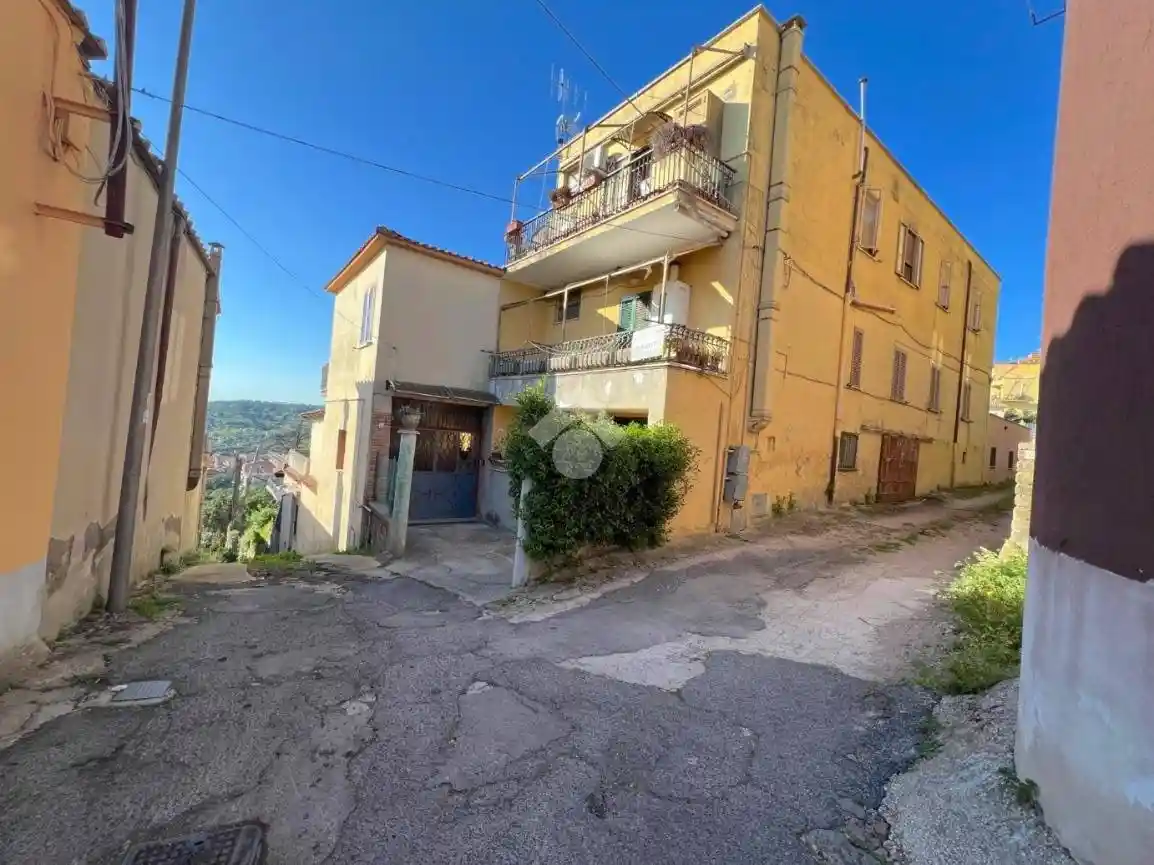 Rustico - Casale in vendita a Lanuvio