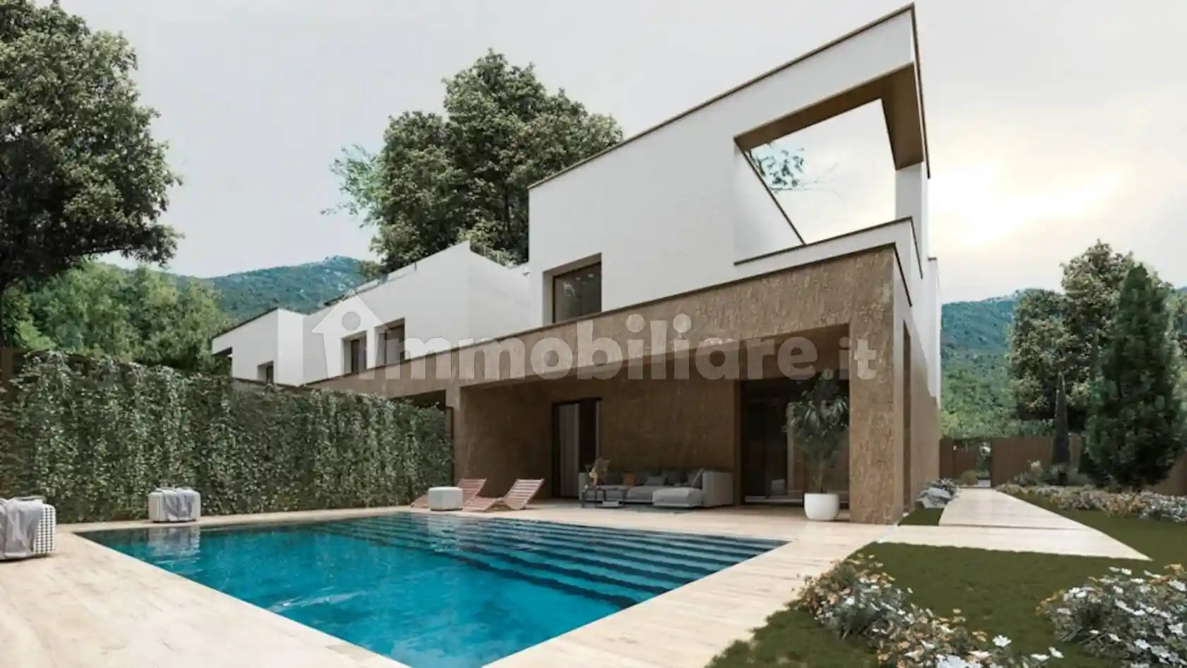 Villetta a schiera in vendita a Carugo