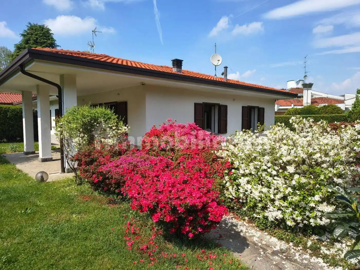Villa in vendita a Carimate