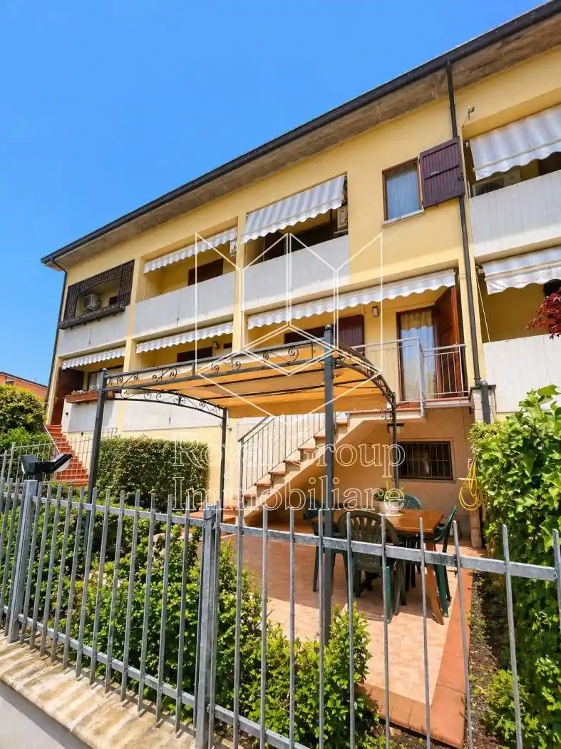 Villetta a schiera in vendita a Fontevivo