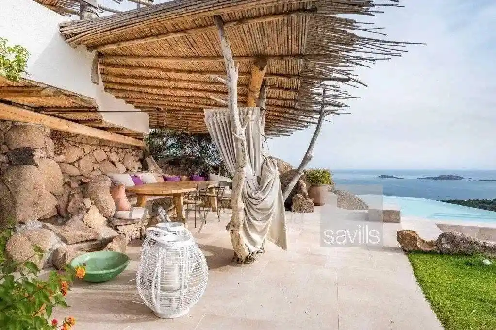 Villa in vendita a Arzachena