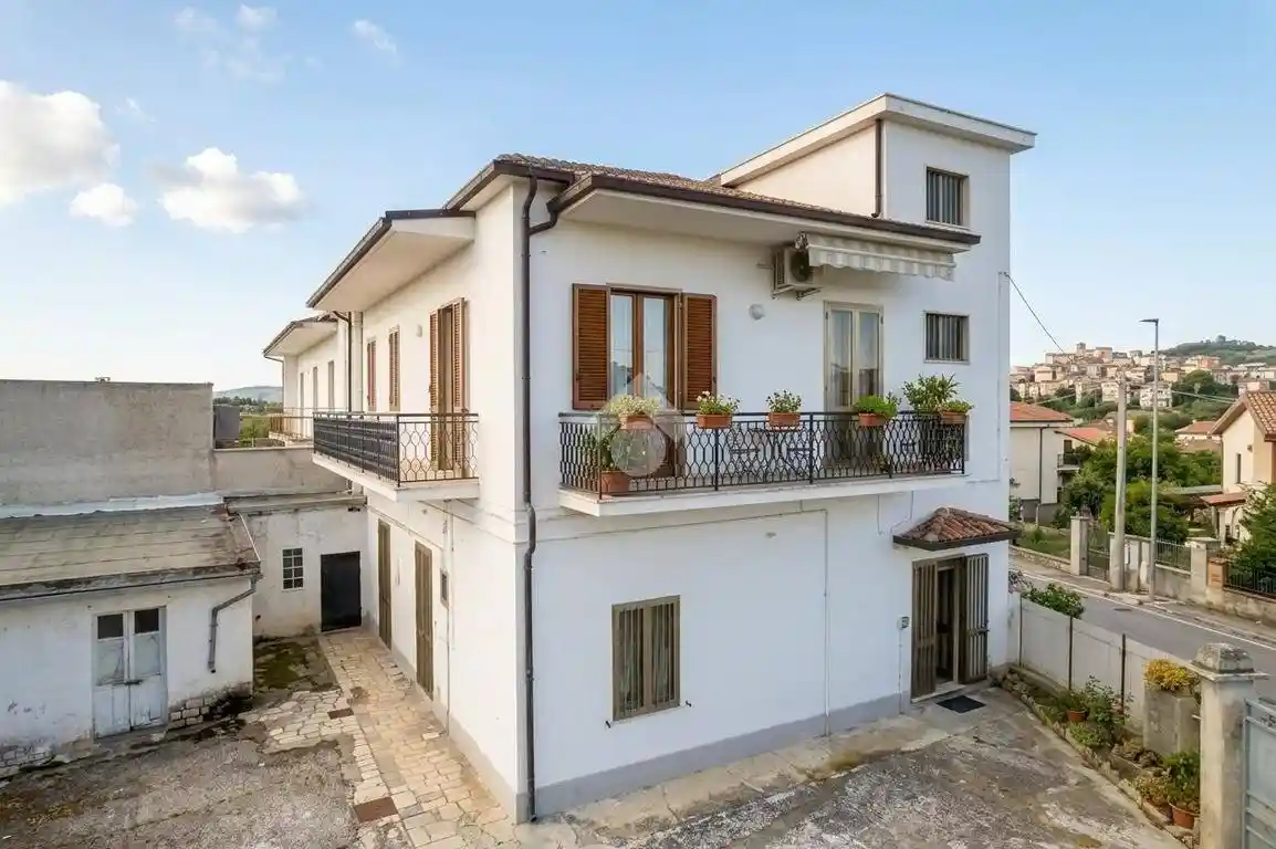Casa indipendente in vendita a Roseto degli Abruzzi
