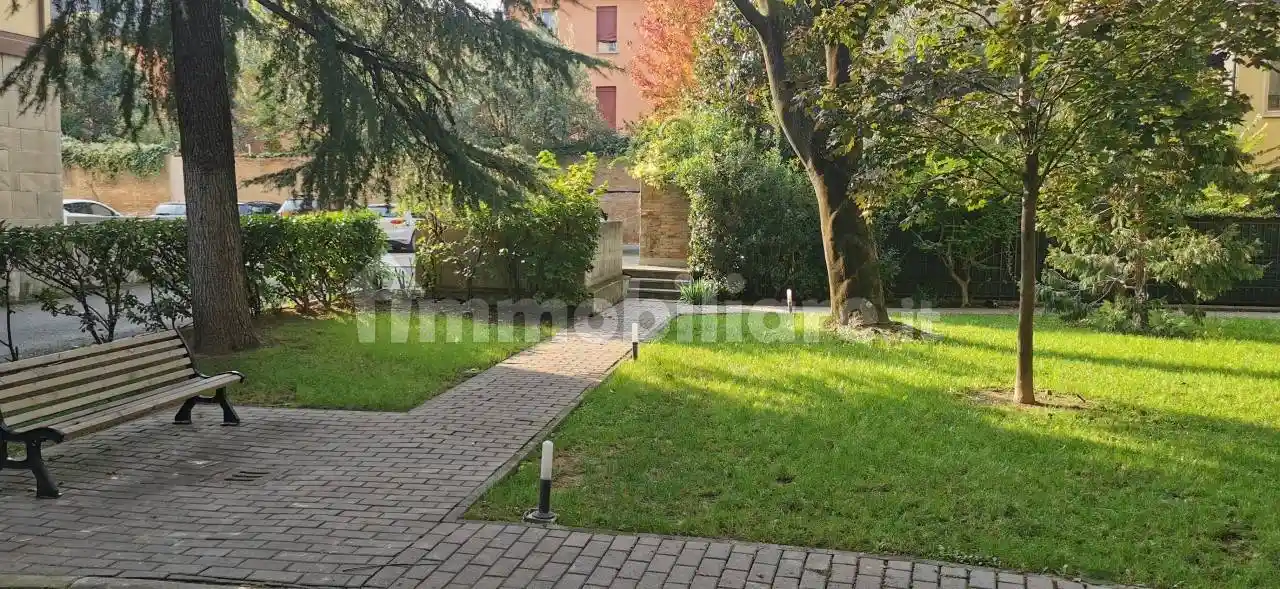 Appartamento in affitto a Bologna