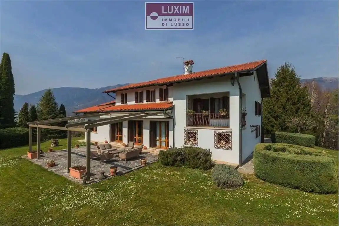 Villa in vendita a Pieve del Grappa
