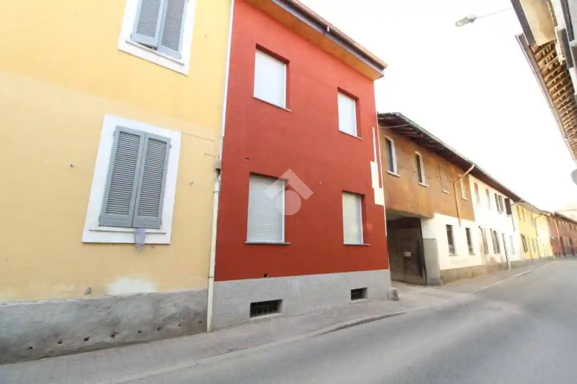 Rustico - Casale in vendita a Magenta