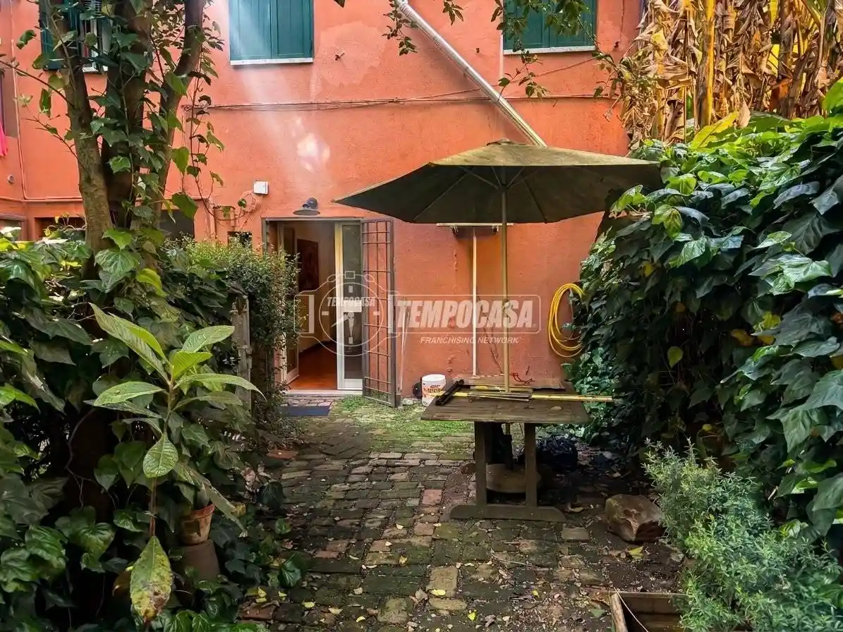 Appartamento in vendita a Bologna