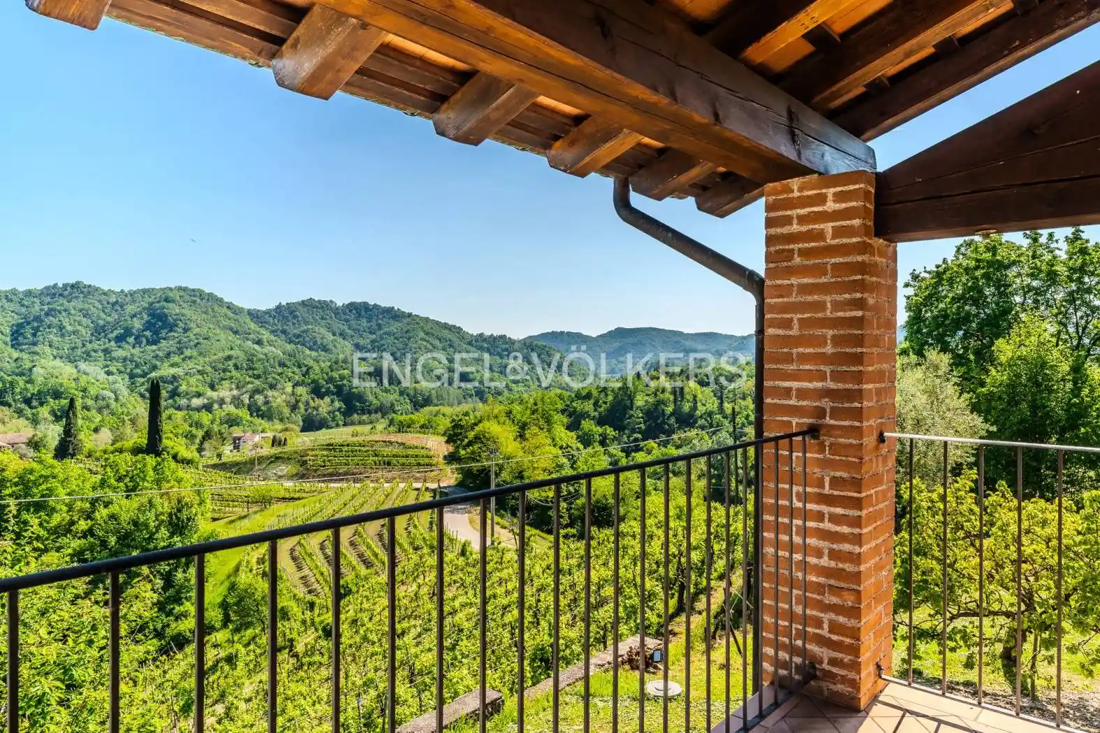 Villa in vendita a Cison di Valmarino