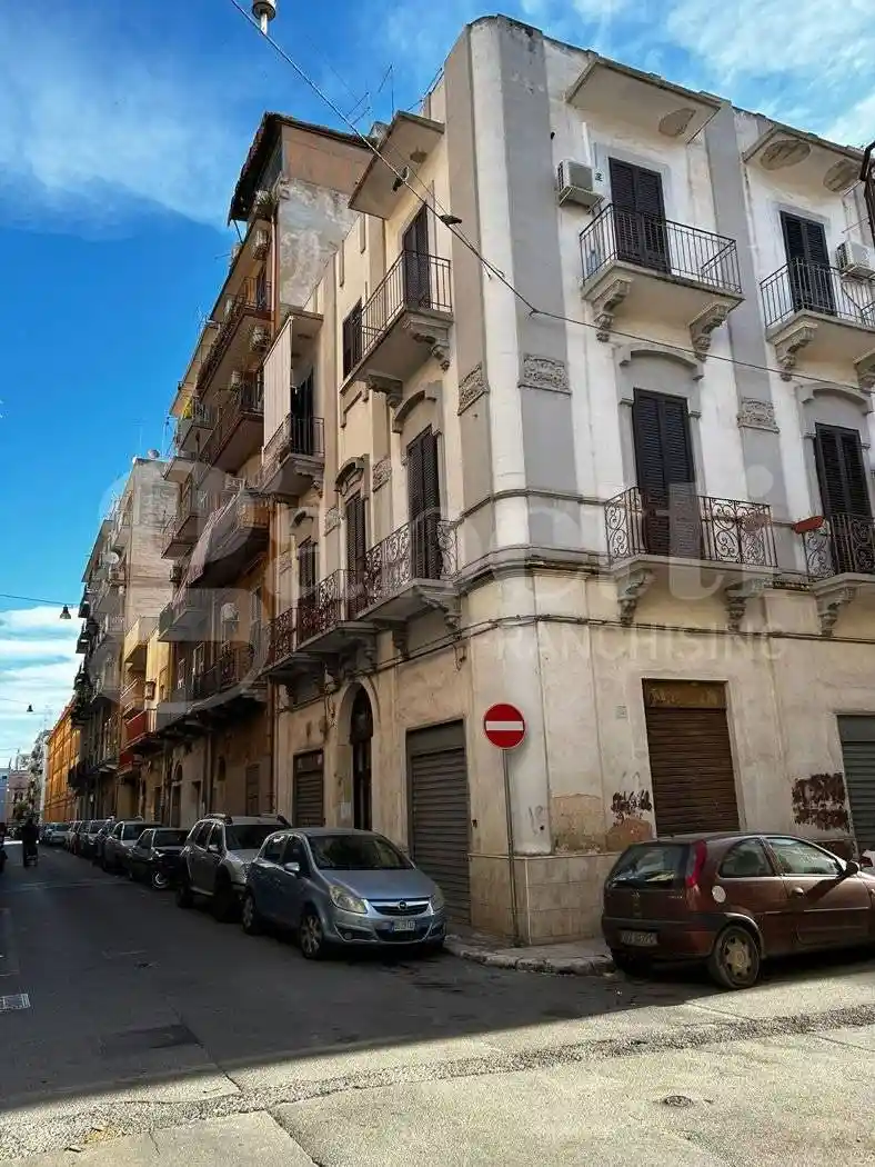 Appartamento in affitto a Taranto
