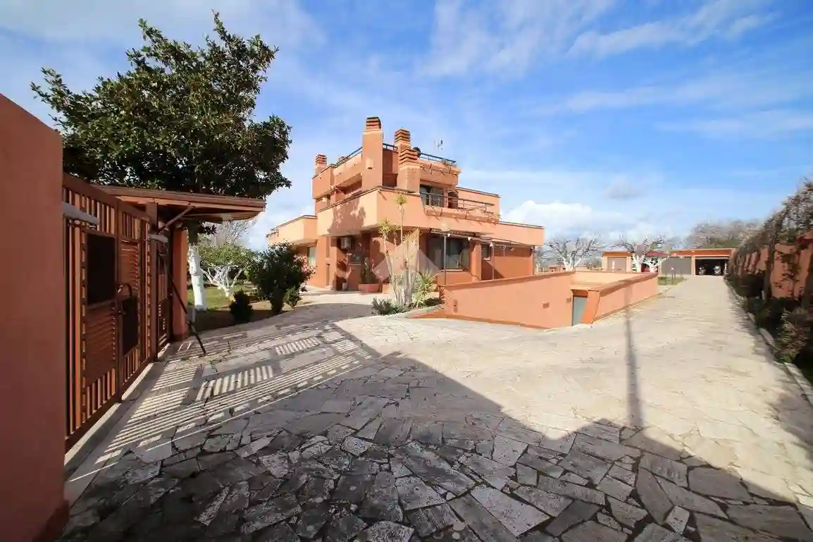 Villa - foto 2