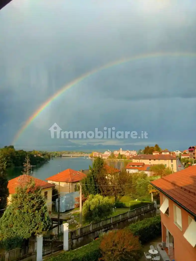 Attico - Mansarda in affitto a Sesto Calende