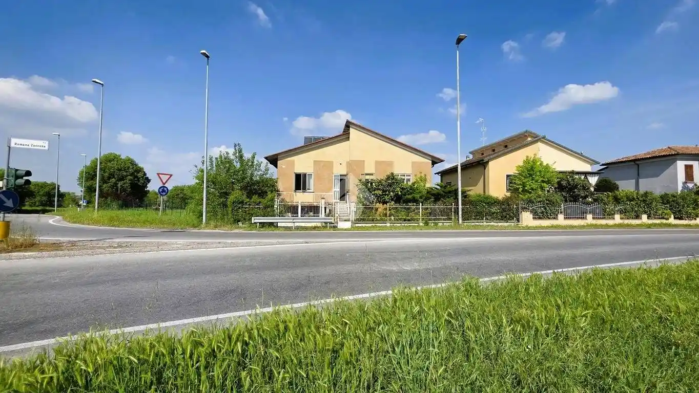 Villa in vendita a Bagnolo San Vito