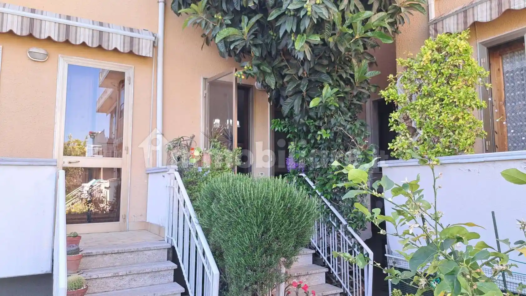 Casa indipendente in vendita a Rosignano Marittimo