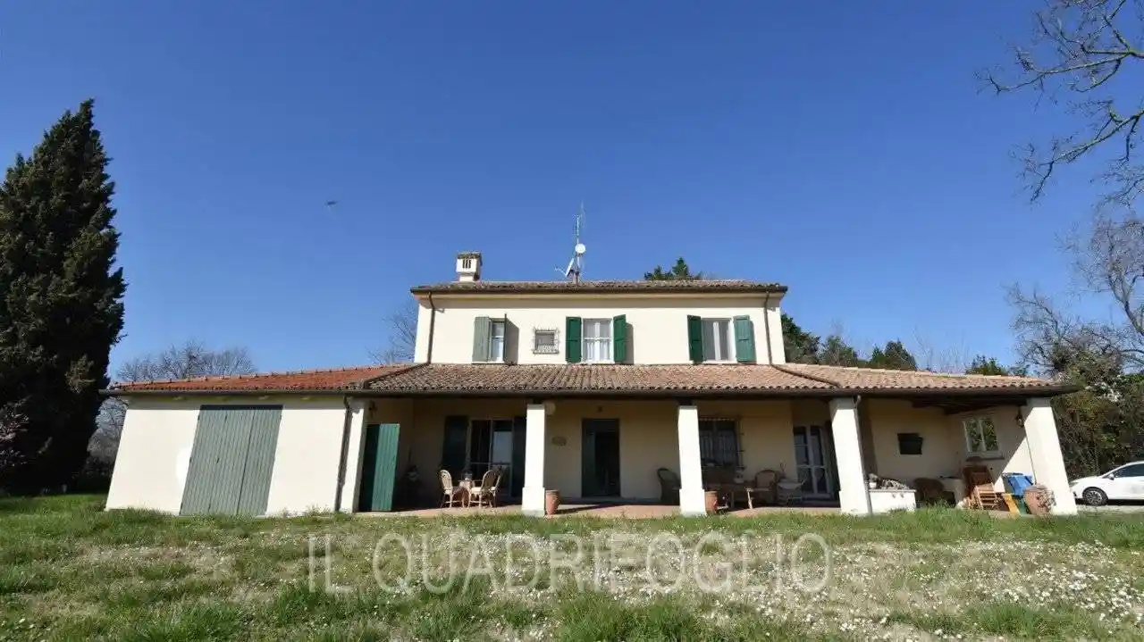 Villa in vendita a Cesena