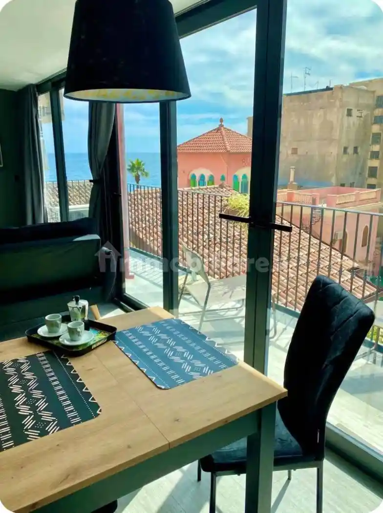 Casa indipendente in vendita a Giardini-Naxos