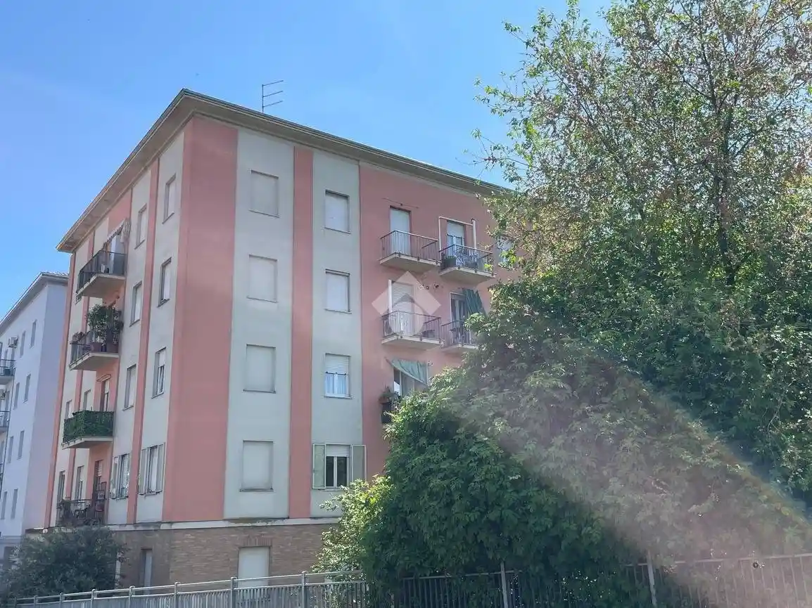 Appartamento in vendita a Parma