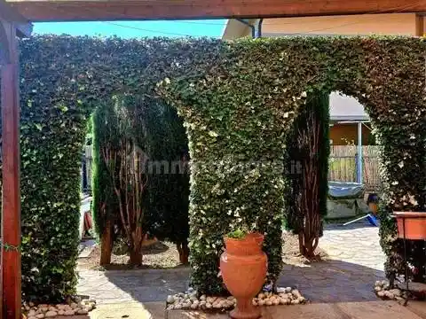 Villa in vendita a Follonica