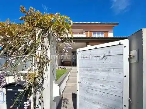 Villa in vendita a Follonica