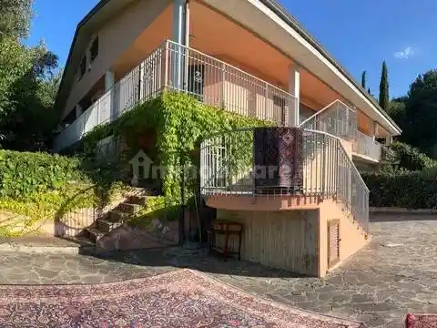 Villa in vendita a Perugia