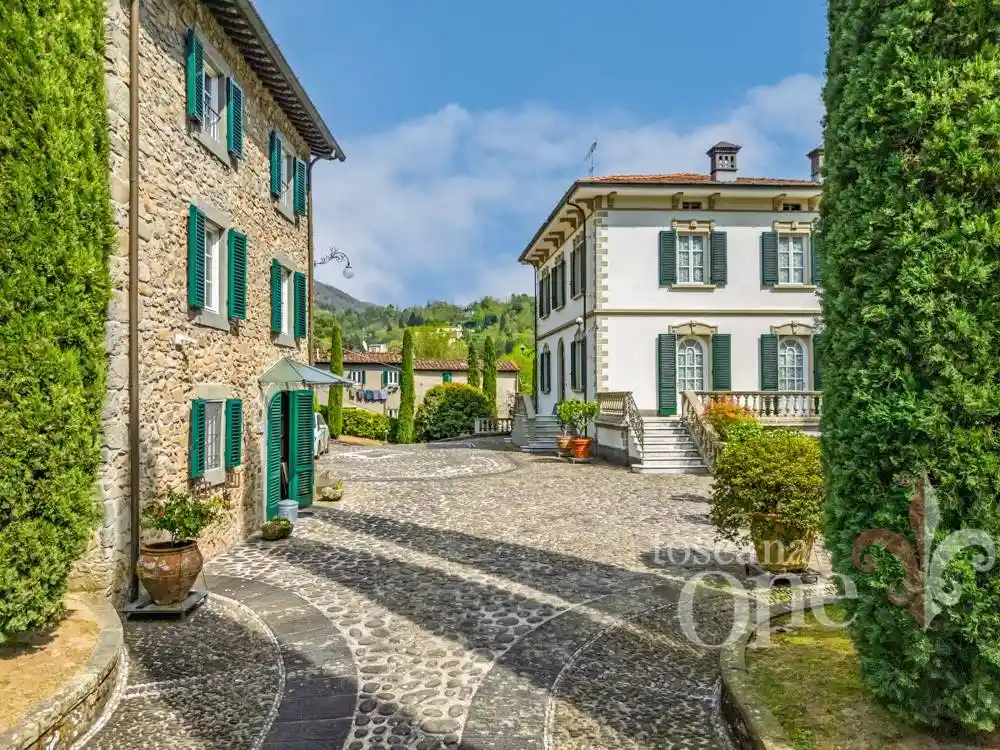 Villa in vendita a Bagni di Lucca