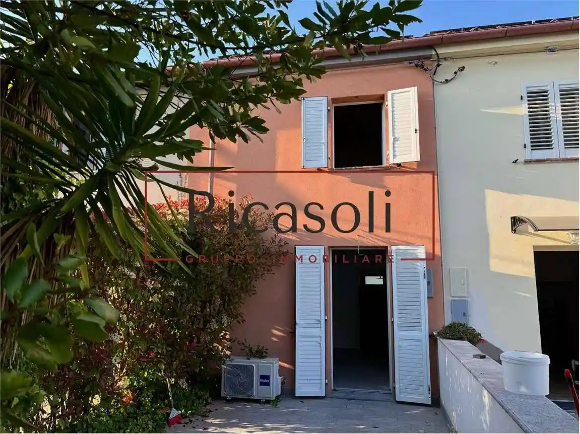 Casa indipendente in vendita a San Giuliano Terme
