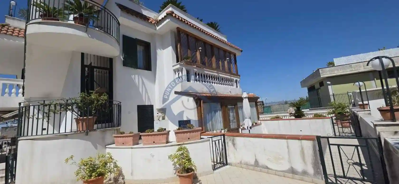Villa - foto 2