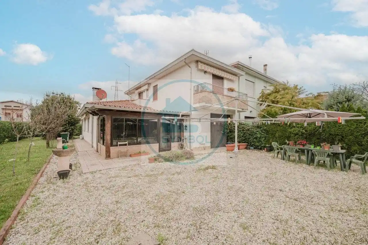 Villa in vendita a Salzano