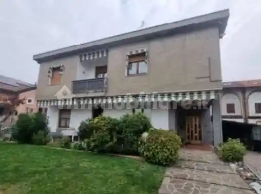 Appartamento in vendita a Cogliate