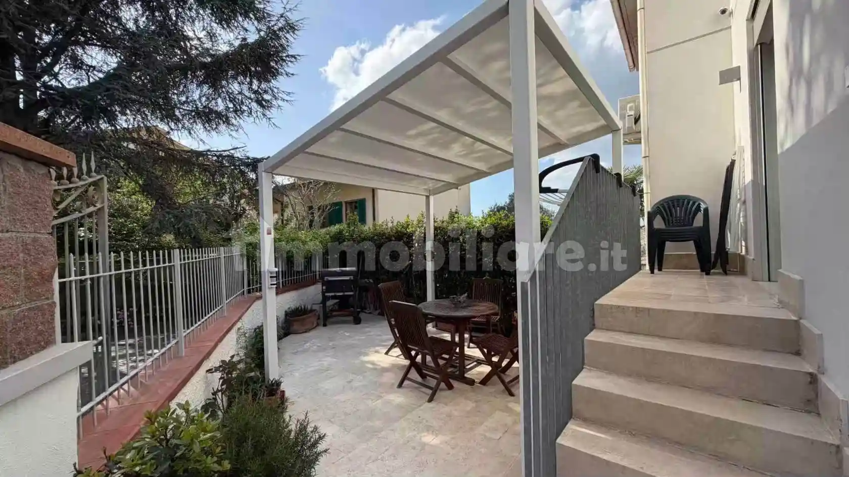 Casa indipendente in vendita a Montescudaio