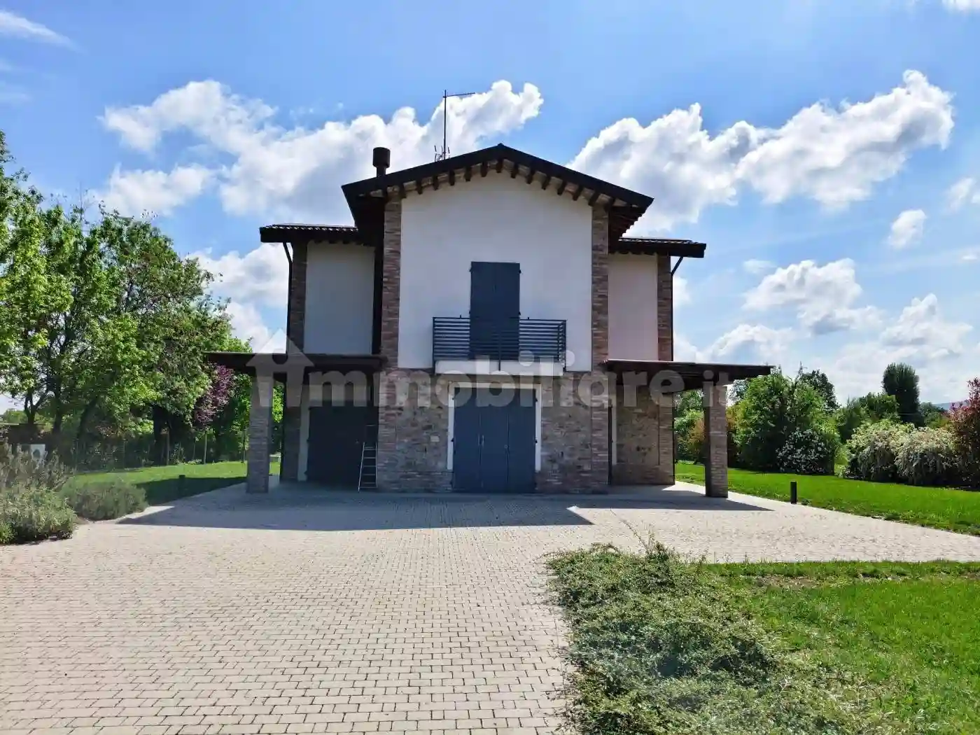 Villa - foto 2