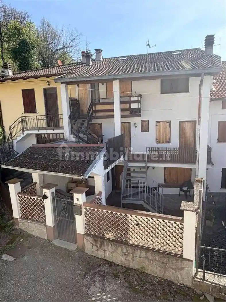 Villetta a schiera in vendita a Brallo di Pregola