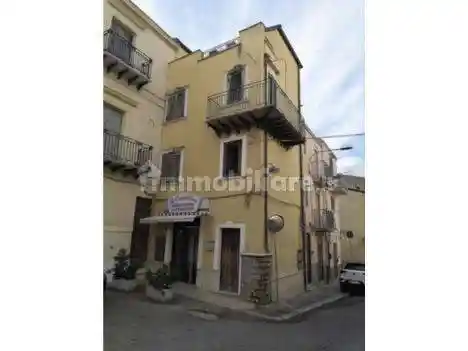 Appartamento in vendita a Lercara Friddi