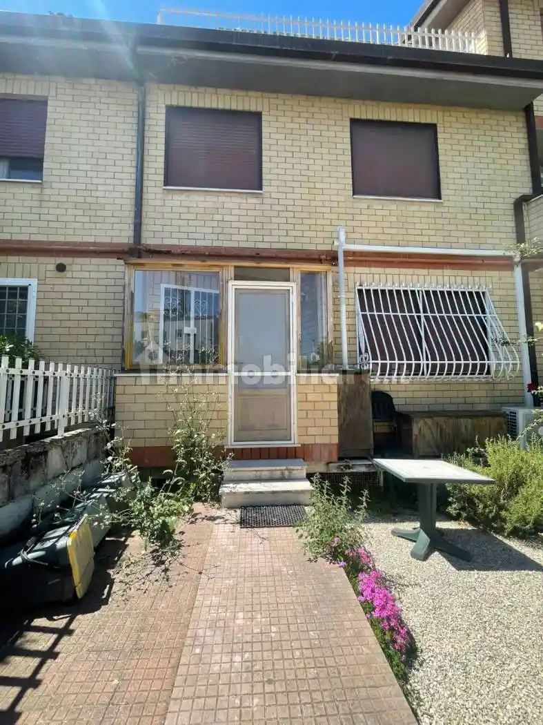 Villa in affitto a Roma