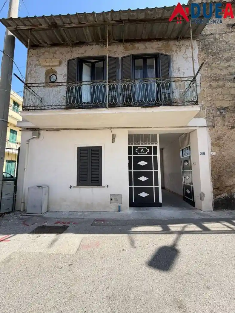 Villa in vendita a Cesa